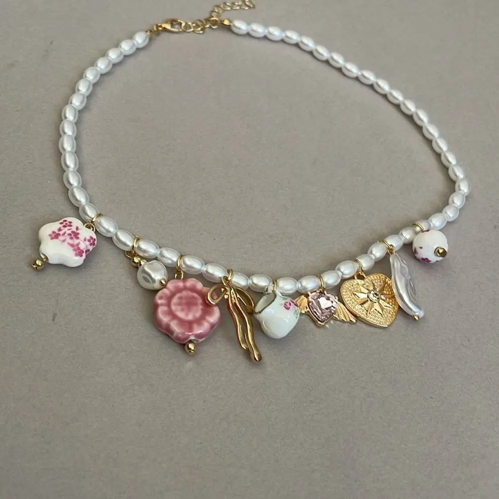 Elegant Pearl Charm Necklace A1222